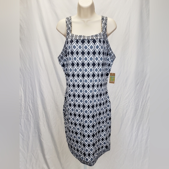 Title nine Dresses & Skirts - NEW Title Nine Ladder Back Mini Print Dress size large